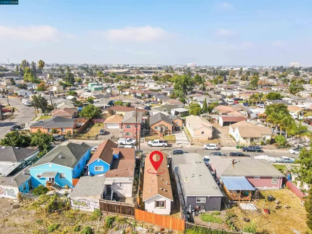 414 Douglas Ave, Oakland, California 94603
