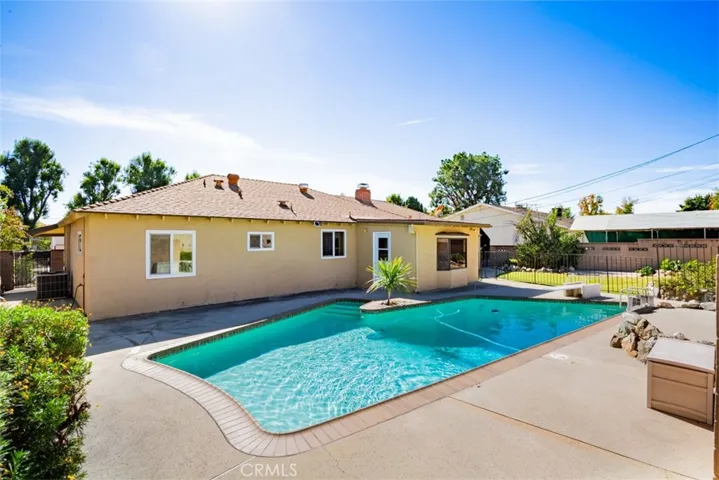 521 W. Whitcomb Ave., Glendora, California 91741