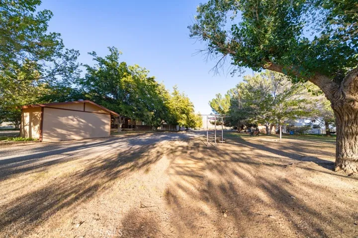 3918 W 45th Street, Rosamond, California 93560