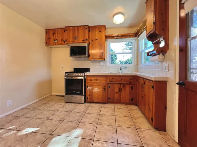 17859 Valerio Street, Reseda, California 91335