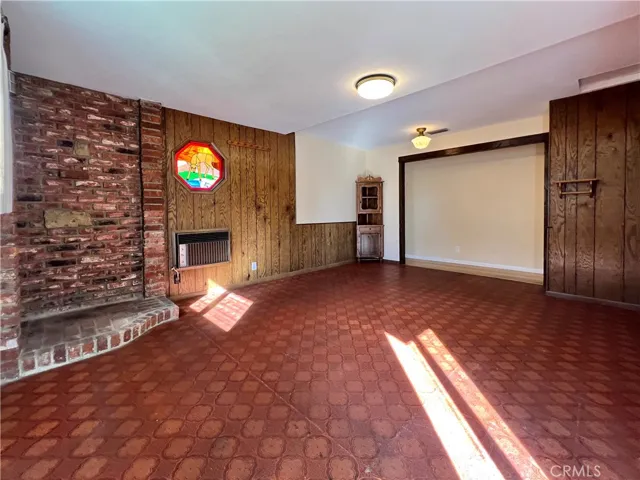Family room/3rd bedroom