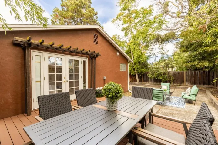 711 Paul Avenue, Palo Alto, California 94306