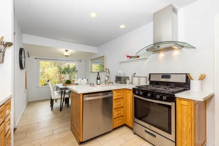 711 Paul Avenue, Palo Alto, California 94306