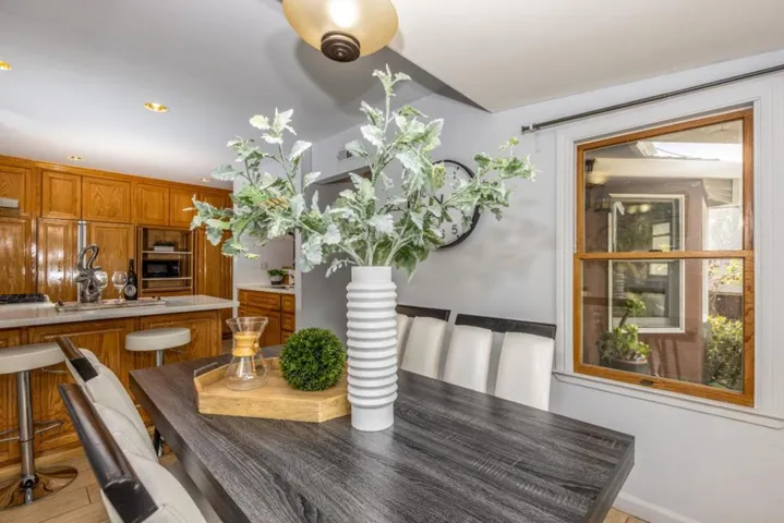 711 Paul Avenue, Palo Alto, California 94306