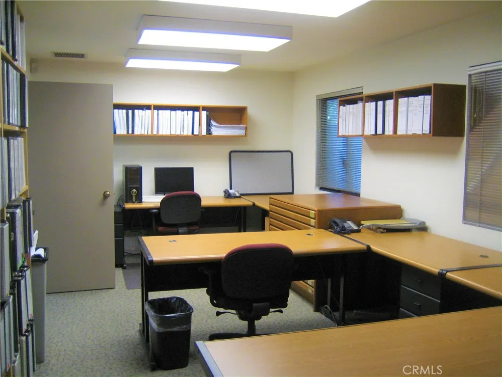 Office Room No 1