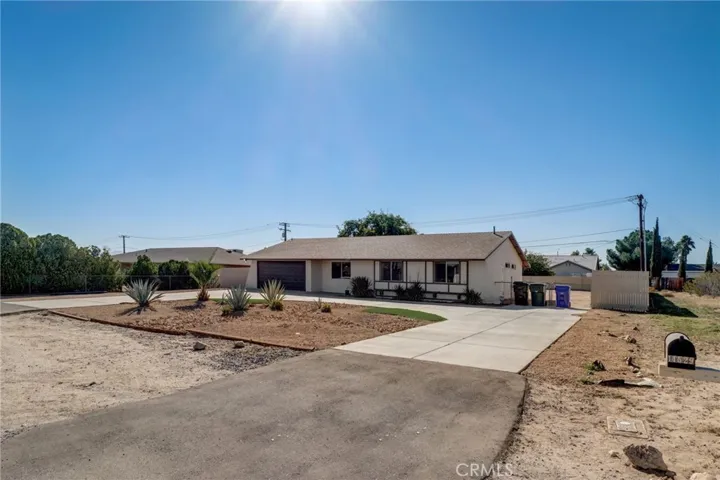 14529 La Brisa Road, Victorville, California 92392
