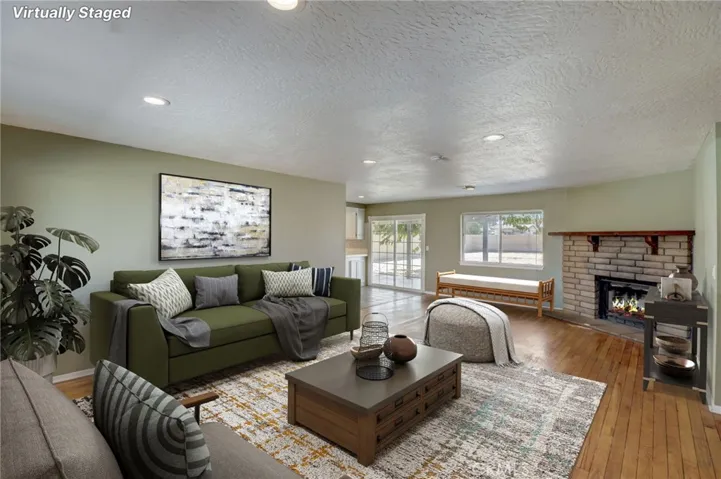 14529 La Brisa Road, Victorville, California 92392