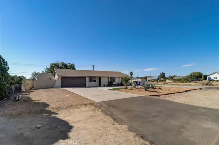 14529 La Brisa Road, Victorville, California 92392