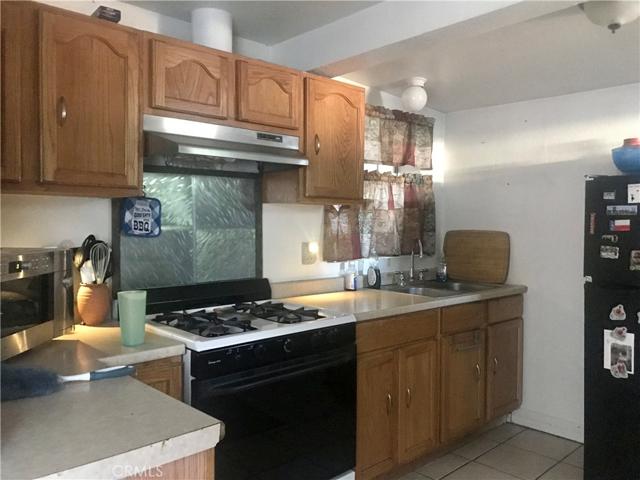 1307 S Hamilton Boulevard, Pomona, California 91766