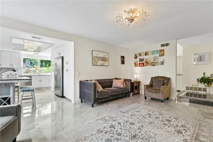 196 S Donna Ct, Anaheim Hills, California 92807