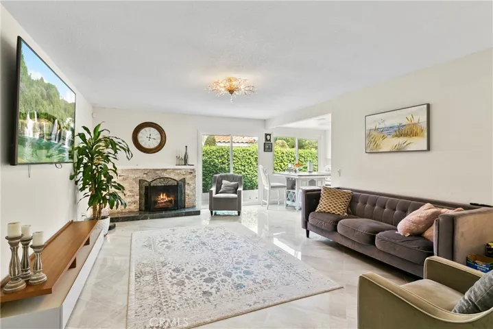 196 S Donna Ct, Anaheim Hills, California 92807