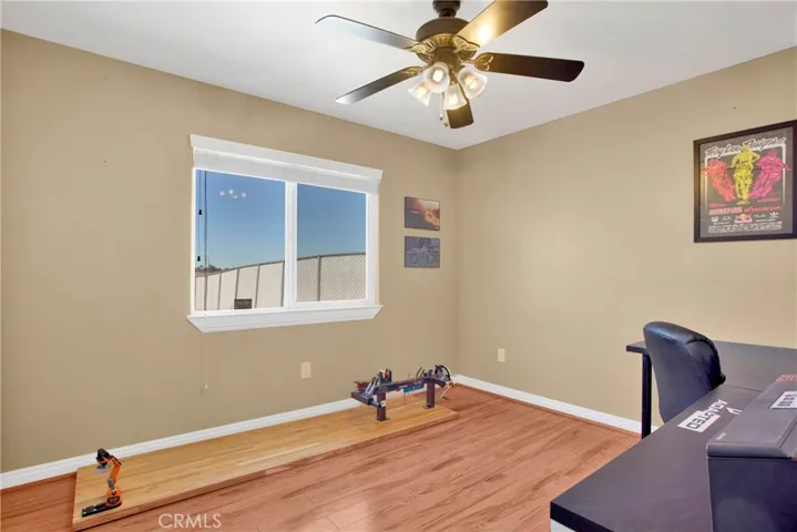 10570 Riggins Road, Phelan, California 92371