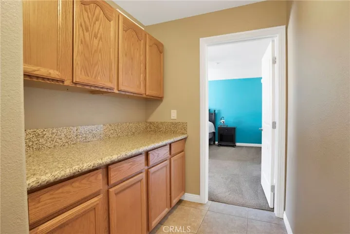 10570 Riggins Road, Phelan, California 92371
