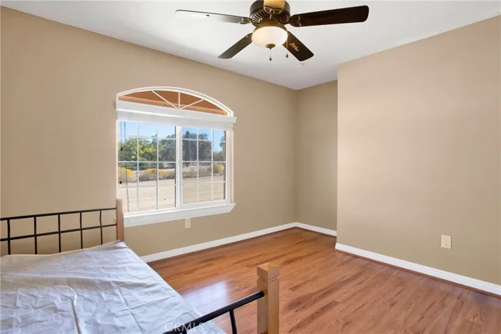 10570 Riggins Road, Phelan, California 92371