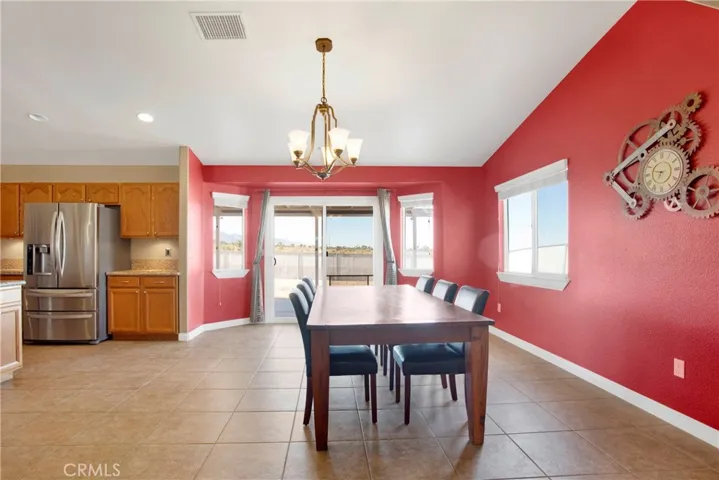 10570 Riggins Road, Phelan, California 92371