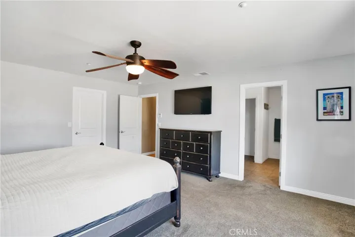 10570 Riggins Road, Phelan, California 92371
