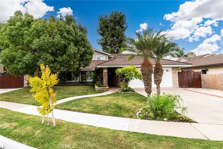 4348 E Claytor Circle, Anaheim Hills, California 92807