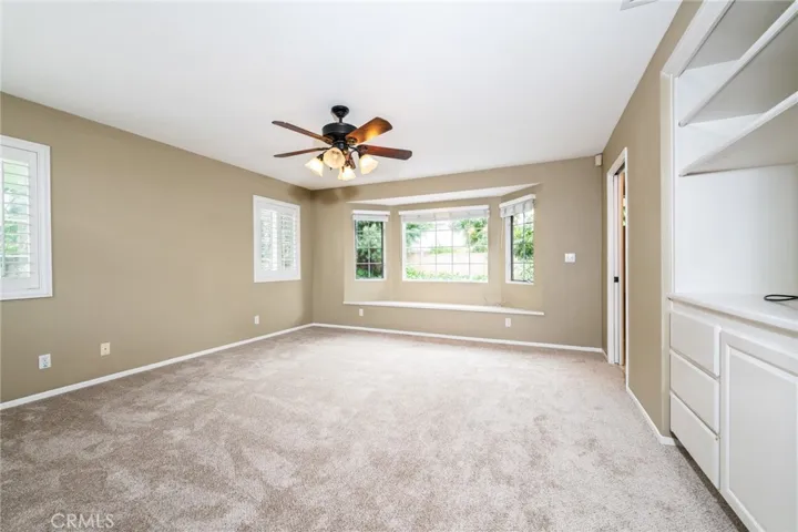 Master Retreat Sitting area or additional 6th Bedroom Upstairs