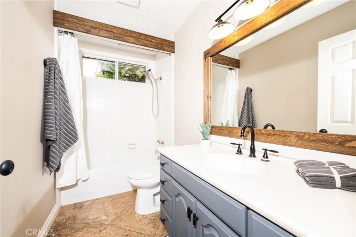 Downstairs Full bathroom​​‌​​​​‌​​‌‌​‌‌​​​‌‌​‌​‌​‌​​​‌​​ 1