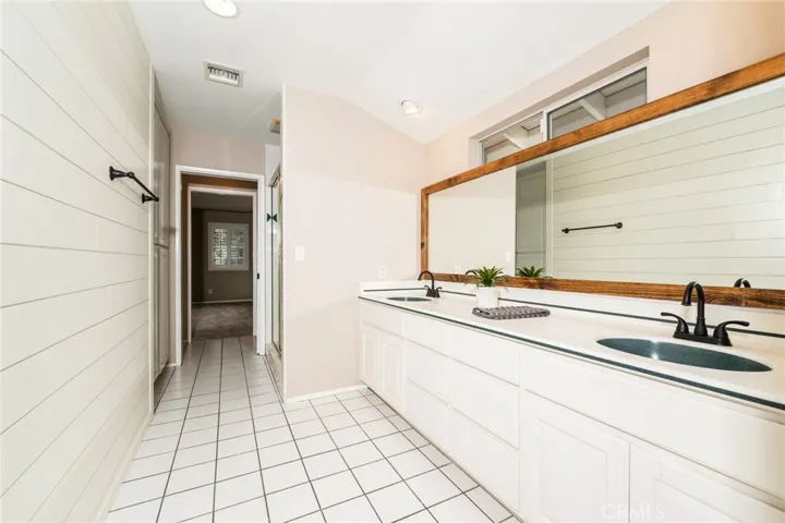 Master Bathroom with Dual Sinks