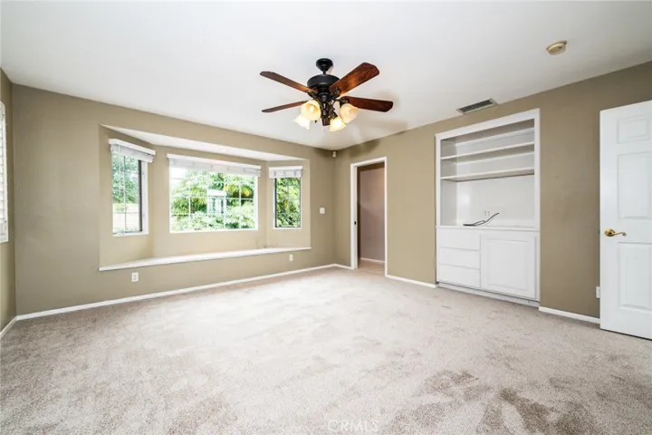 Master Retreat Sitting area or additional 6th Bedroom Upstairs