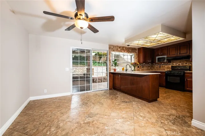 Dining Room area and breakfast countertop