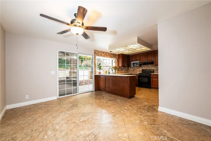 Dining Room & Kitchen