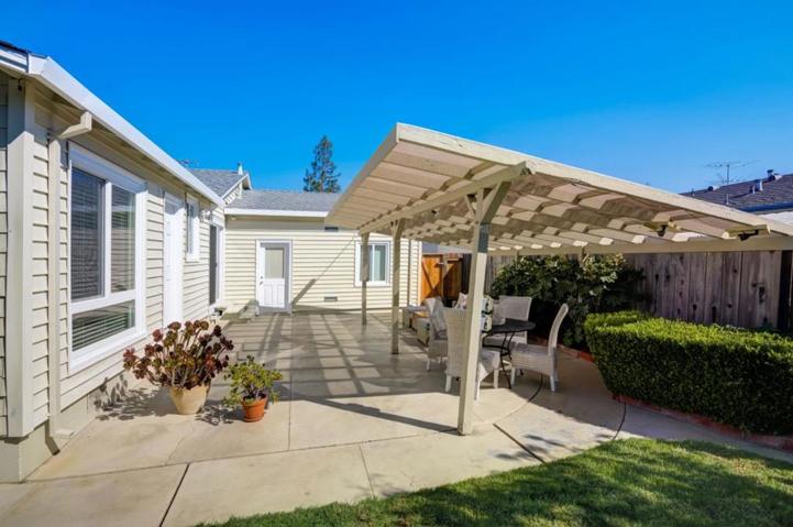 1222 Dewey Street, Redwood City, California 94061