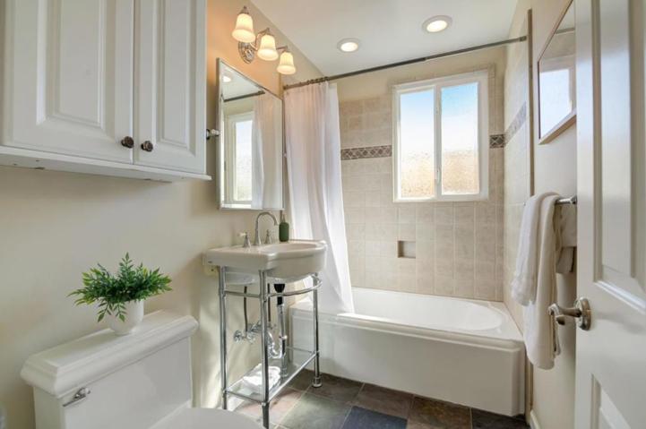 1222 Dewey Street, Redwood City, California 94061