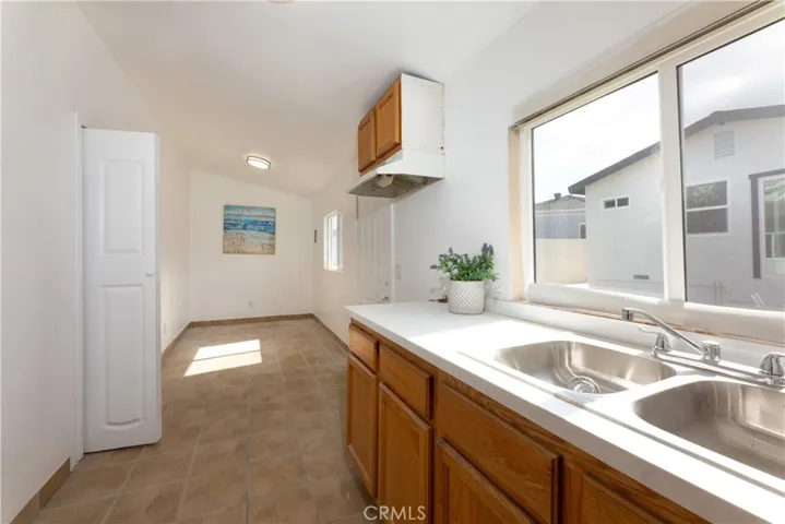 1033 E Renton Street, Carson, California 90745