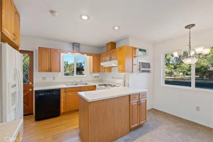 5204 Ensenada, Atascadero, California 93422