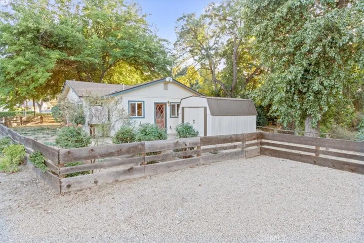 5204 Ensenada, Atascadero, California 93422