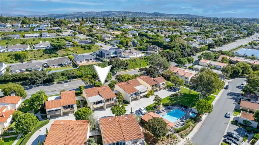 Property location - Towards Newport Coast