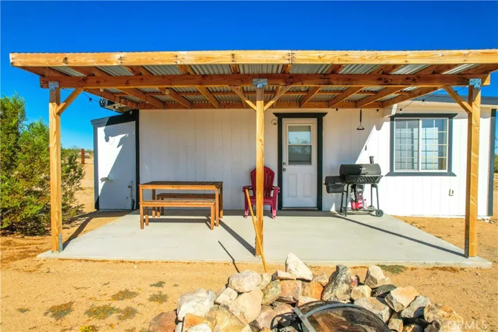 4425 Repton Avenue, Johnson Valley, California 92285