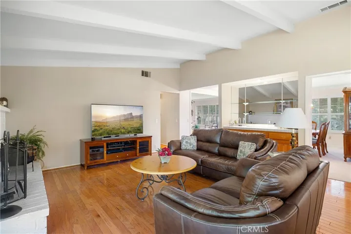 425 Winston Way, Upland, California 91786