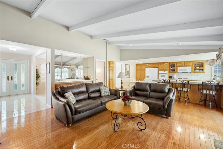 425 Winston Way, Upland, California 91786