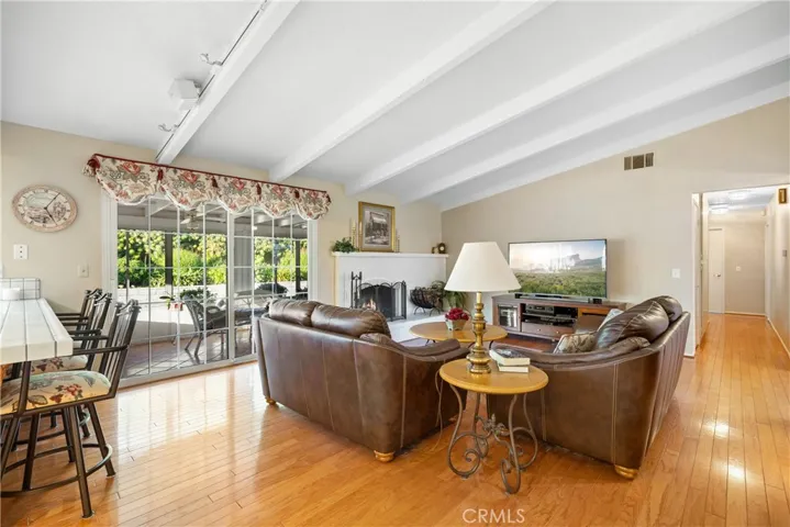 425 Winston Way, Upland, California 91786