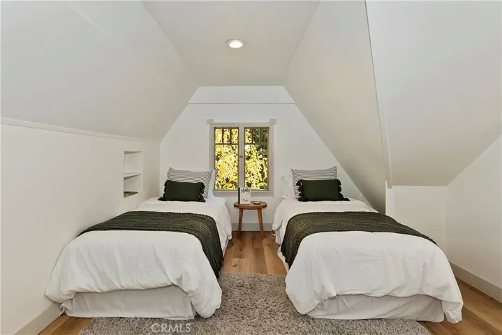 27080 State Hwy 189, Blue Jay, California 92317