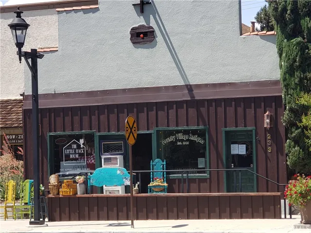 233 W Bonita Avenue, San Dimas, California 91773
