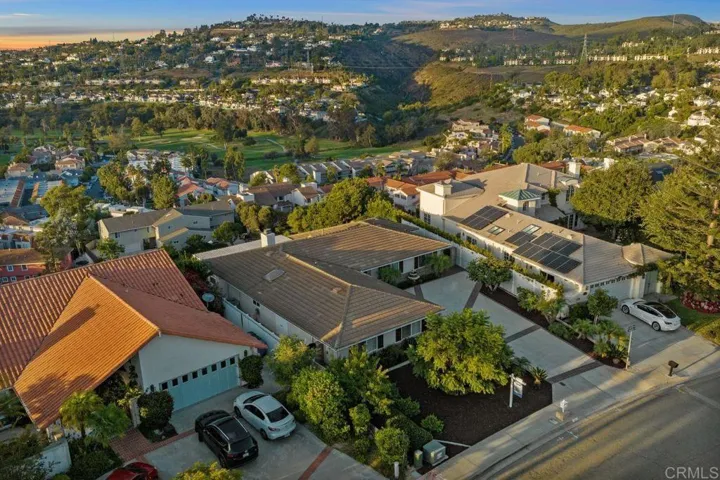 7601 Primavera Way, Carlsbad, California 92009