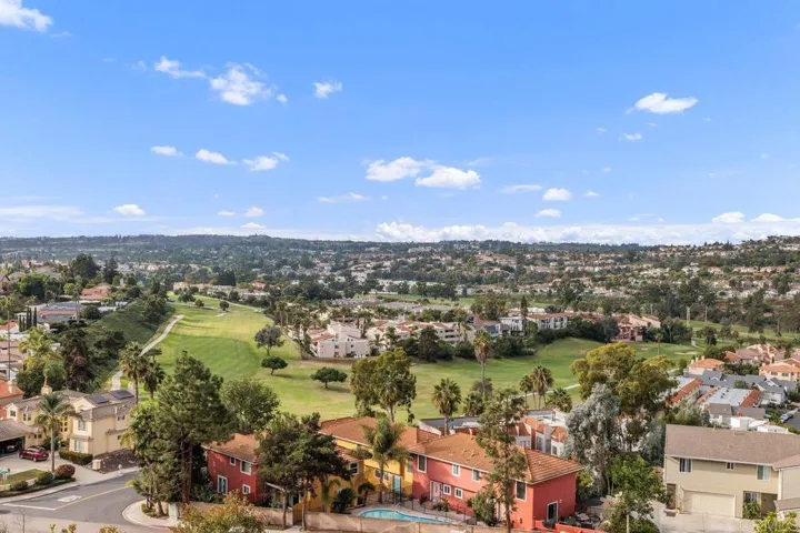 7601 Primavera Way, Carlsbad, California 92009