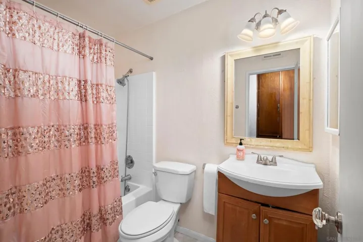 4473 Pebble Beach Dr, Oceanside, California 92057
