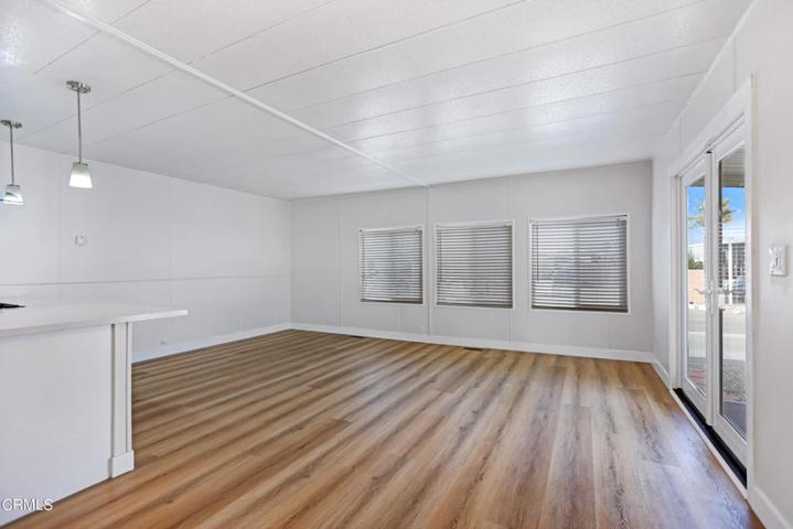Entry_Family Room