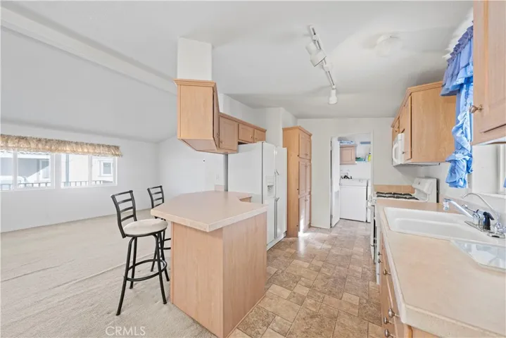2104 Westerly Drive 94, Rosamond, California 93560