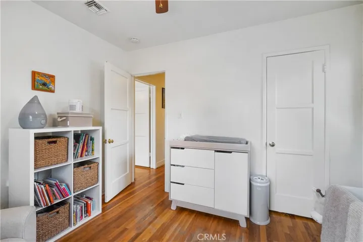 10342 Vassar Avenue, Chatsworth, California 91311