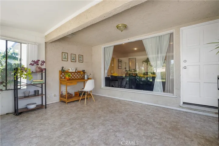 10342 Vassar Avenue, Chatsworth, California 91311
