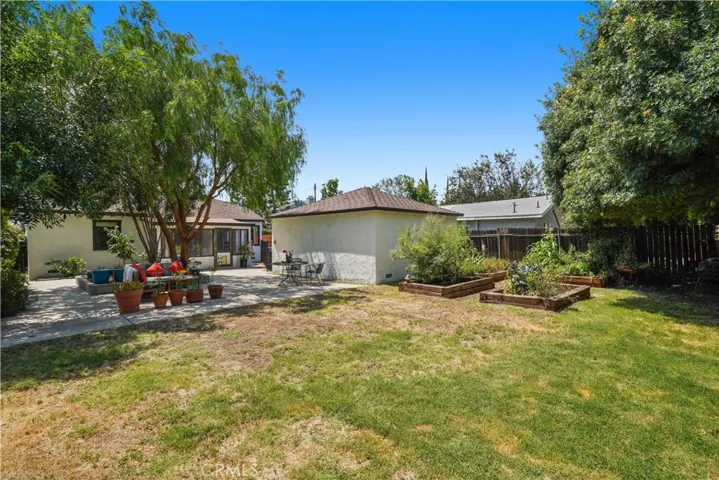 10342 Vassar Avenue, Chatsworth, California 91311