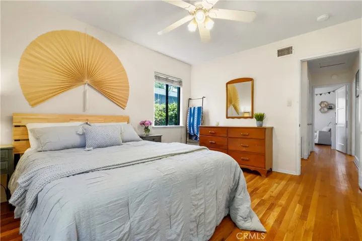 10342 Vassar Avenue, Chatsworth, California 91311