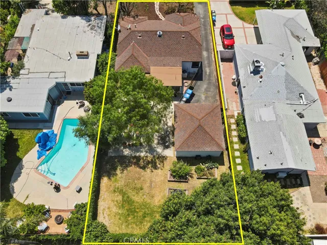 10342 Vassar Avenue, Chatsworth, California 91311