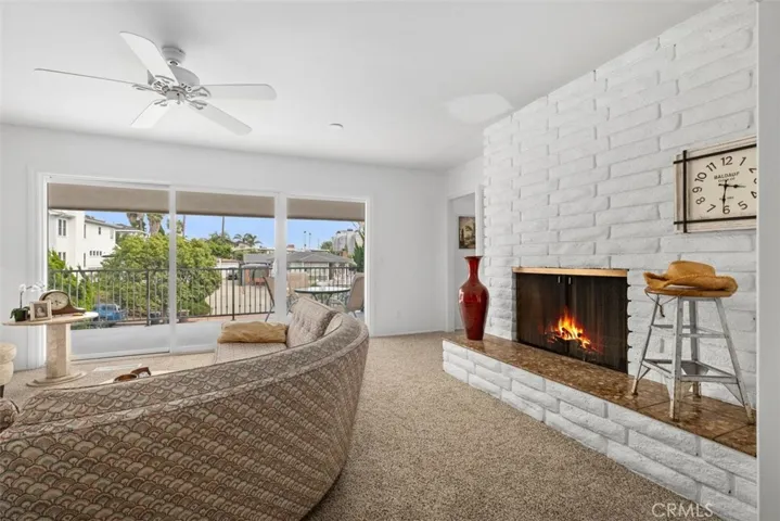 122 W Avenida Valencia, San Clemente, California 92672